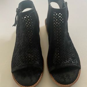 Sofft black suede bootie sandals, size 6.5.